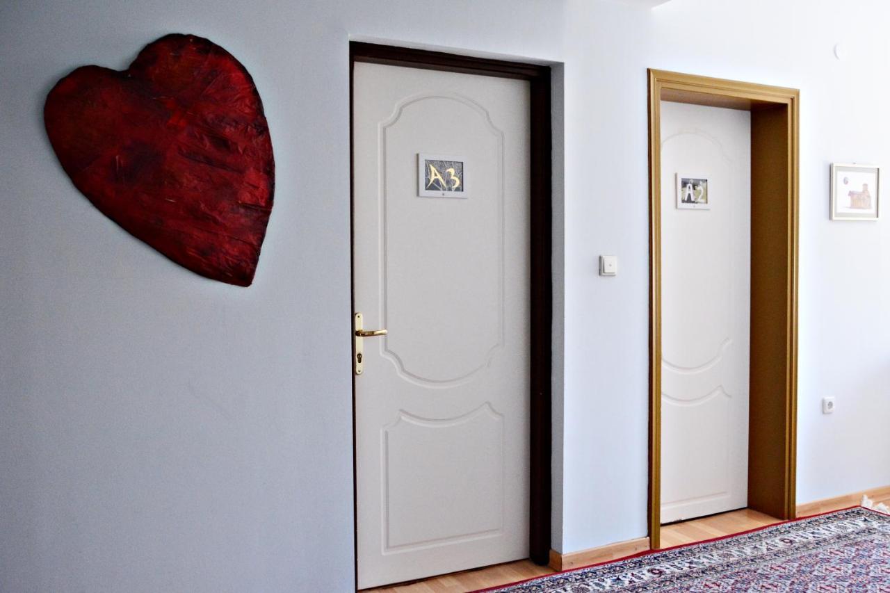 Guesthouse Vissinokipos - Biker Friendly - Motorradhotel Kesriye Dış mekan fotoğraf